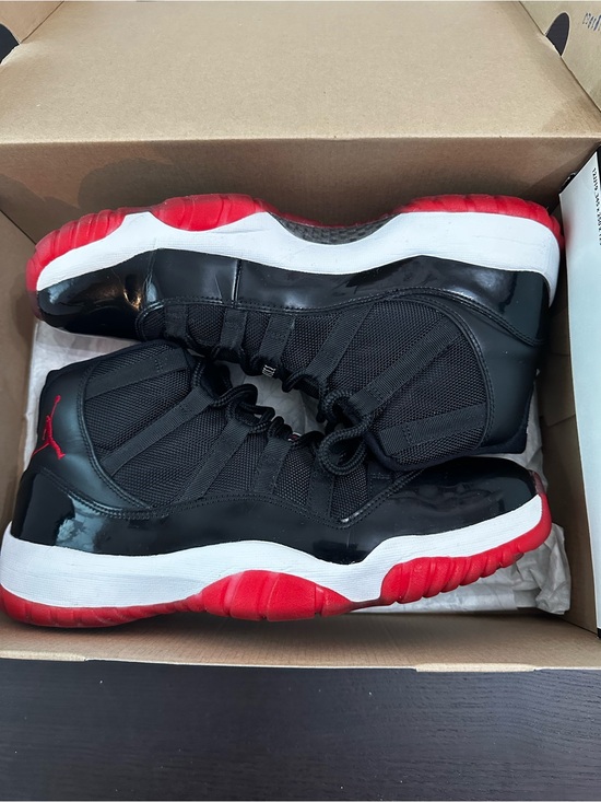 Jordan Other - Jordan Retro Black / Red High-Top Basketball Sneakers